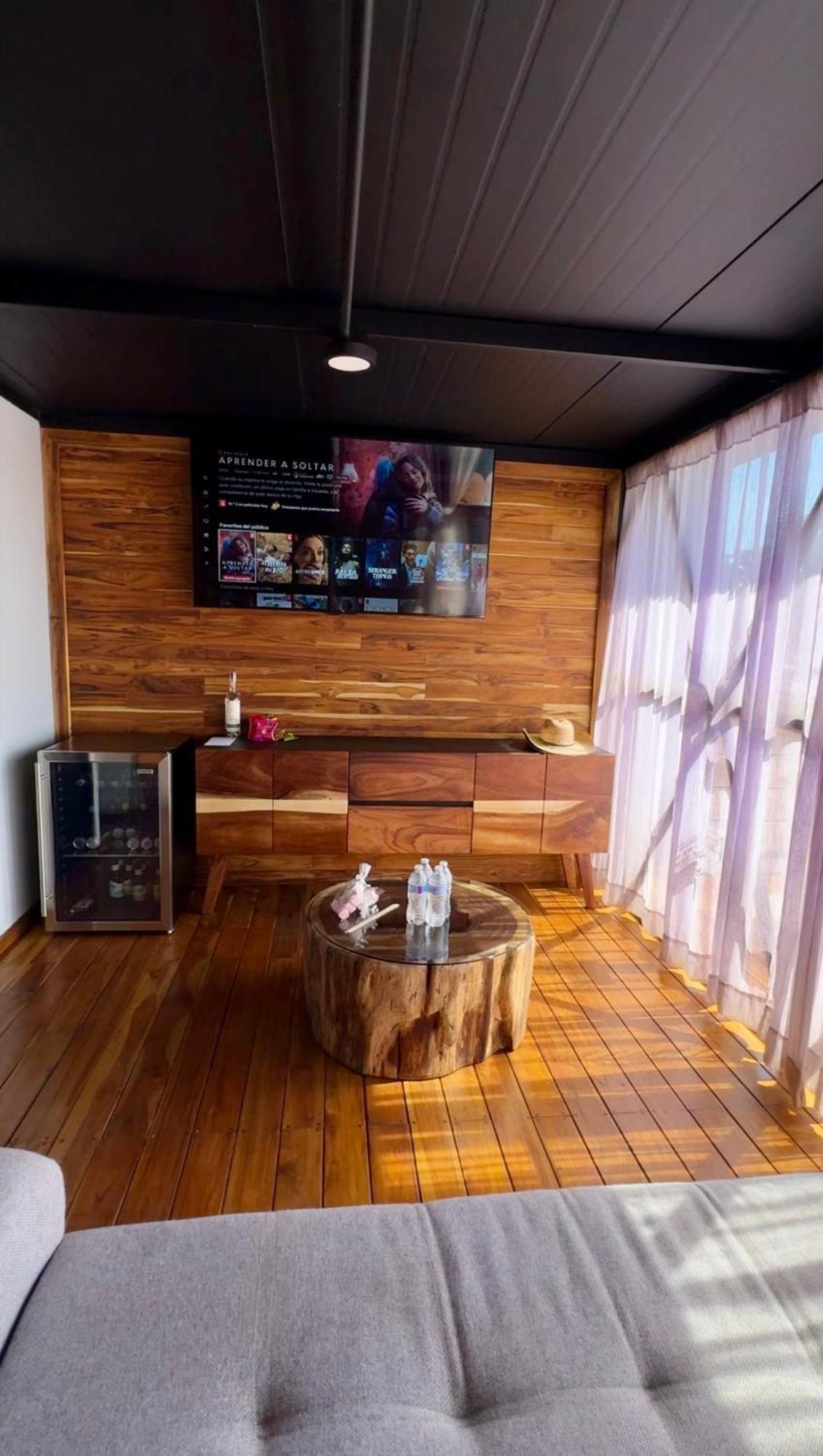 Hotel Coyote Alcocer Ngoại thất bức ảnh