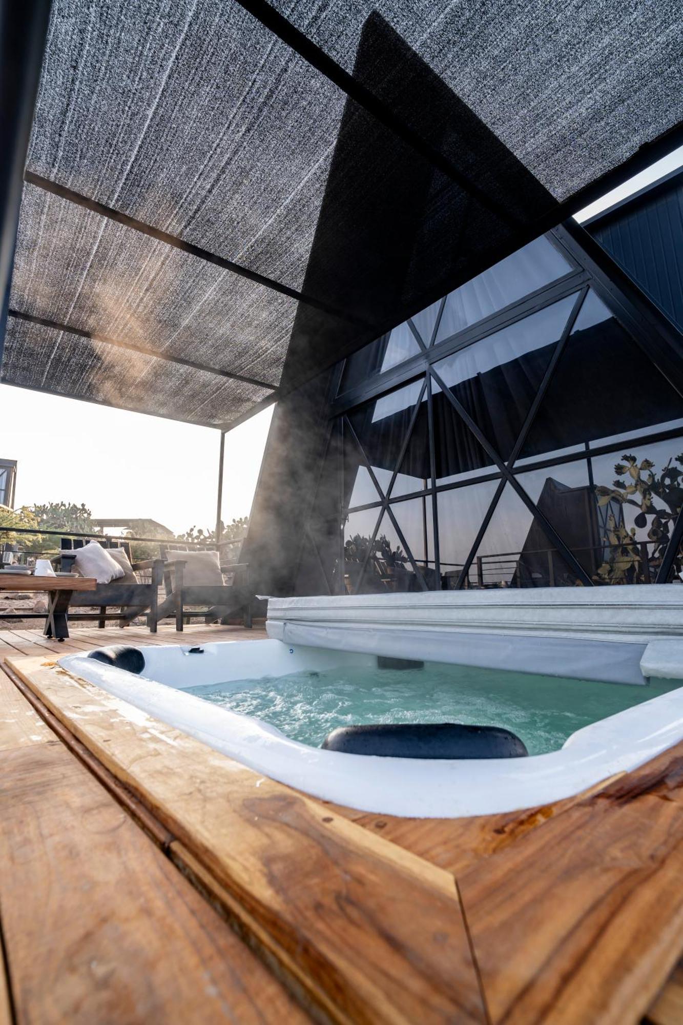 Hotel Coyote Alcocer Ngoại thất bức ảnh